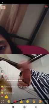 Si cantik tergoda dengan yg besar dan tegak