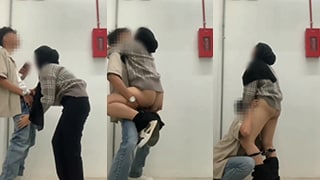 Jilbab Xax Baby Ngentot Eksib Di Tangga Darurat Apart