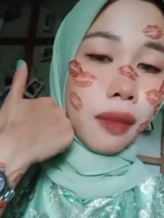 Jilbab Viral Di Facebook