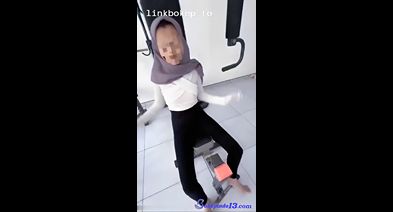 Si Ukhty Lagi NgeGym Tiba2 Di Samperin Cowo Random – Bokep Indo