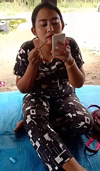 Bayar Hutangnya Pake Ngewe Katanya