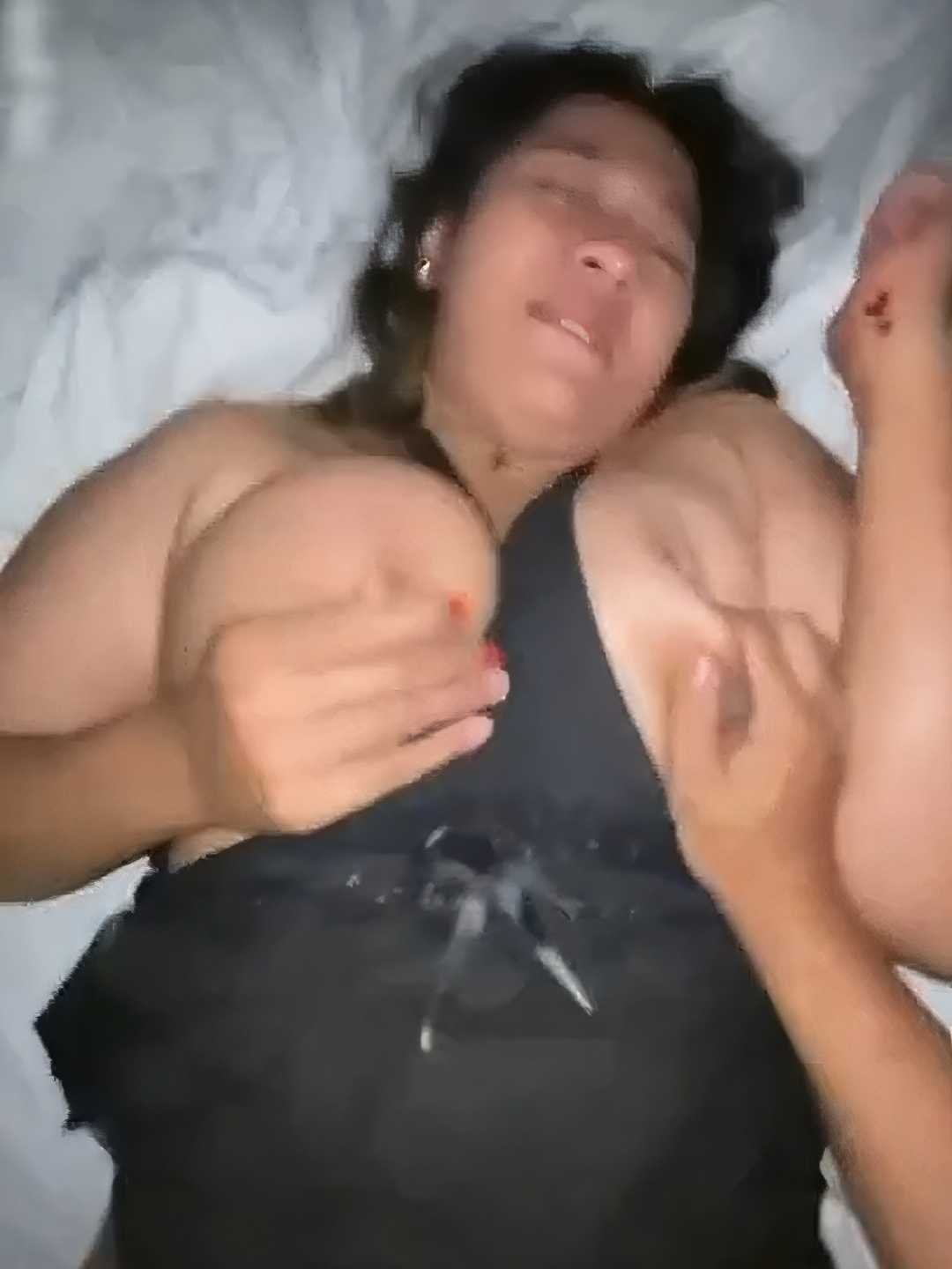 Terlalu Pulen Istriku