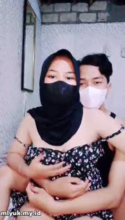 Ngewe Minum ASI Binor Jilbab